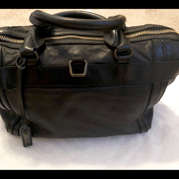 Burberry purse - Picture 2 of 6